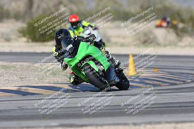 media/Jan-15-2026-Racers Edge (Thu) [[dfebeb70ab]]/3-B Group/Session 4 (Turn 5)/